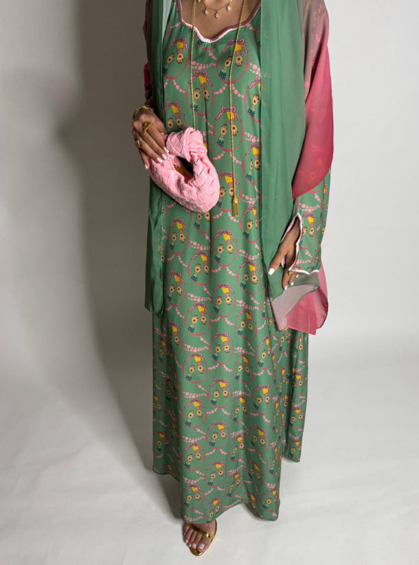 Green & Pink Henna Pattern Jalabiya with Embroidered Sleeves & Matching Ombre Head Scarf