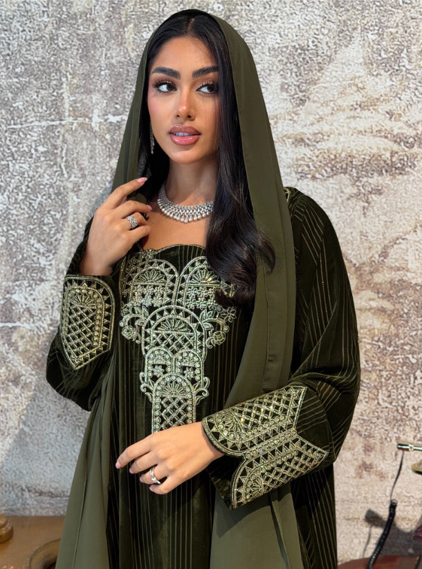 Olive Velvet mukhawar with scarf